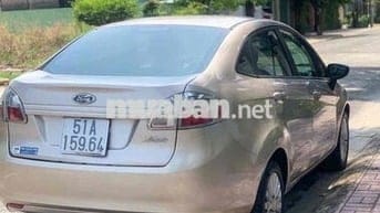 Ford Fiesta 2011 - 81000 km tìm đối thủ cùng đời