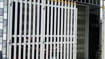 Kẹt tiền bán gấp nhà Nguyễn Thị Hé, Củ Chi, Sổ hồng, 102m2, 670 triệu