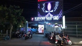 Sang nhượng quán Karaoke Năm Sao, nội thất và âm thanh mới lạ hiện đại
