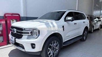 Ford Everest 2023 Titanium 2.0 AT 4x4