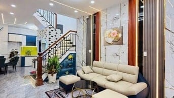 BÁN NHÀ ĐƯỜNG CAO VĂN LẦU PHƯỜNG 2 QUẬN 6 - DT 40m2 giá 2 tỷ 750, SHR