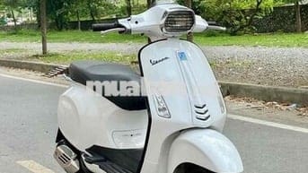 VESPA SPRINT 3VIE MÀU TRẮNG!