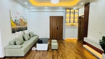 Căn hộ chung cư siêu đẹp mặt phố Nguyễn Ngọc Vũ, Cầu Giấy