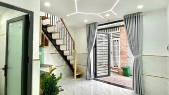 KẸT TIỀN BÁN GẤP CĂN NHÀ QUẬN TÂN PHÚ - NGAY KCN TÂN BÌNH 