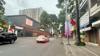 MẶT TIỀN TRẦN BÌNH TRỌNG QUẬN 5, LÀNG PHỤ KIỆN Ô TÔ DT 100M2 NGANG 5M