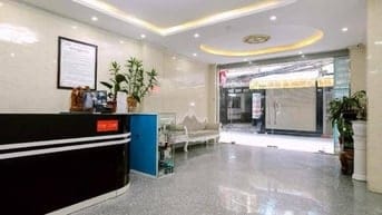 Nhà Đẹp Mặt Phố Kinh Doanh Giáp Bát  102m, 7 tầng, mt 5.2m, giá 29 tỷ
