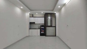🌟 CĂN NHÀ MẶT NGÕ LẠC LONG QUÂN, QUẬN CẦU GIẤY,Ô TÔ ĐỖ TẬN CỬA,DIỆN T