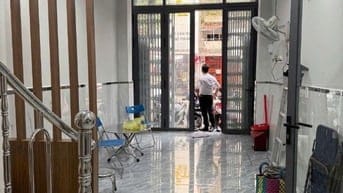 Bán nhà góc 2 MT, 218 Tôn Thất Hiệp, P.8, Q.11, vị trí Vip