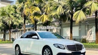 Mercedes Benz E Class 2018 E200 - 77000 km