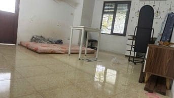Cho thuê nhà tập thể 1PN 2 mặt thoáng tại số 9 Trần Hưng Đạo