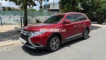 Bán Mitsubishi Outlander 2018 2.4 Premium màu đỏ
