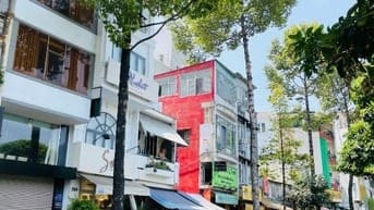 Ngay mặt tiền nguyễn đình chiểu q1 , 3,7x12m (40m2) trệt 3 lầu 7,9tytl