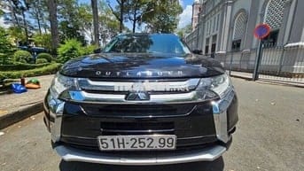 Mitsubishi Outlander 2019 2.0 CVT - 68000 km