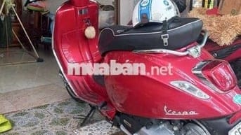 Nhà dư chiếc Vespa cần bán lại