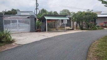 130m2 thổ cư. Đường thông. Rớt nhựa 100m. 420tr