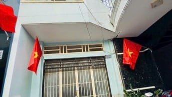 Nhà hẻm 5m. 125/225,nguyễn thị tần P2Q8. Giá tốt