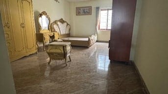 NHÀ MẶT TIỀN 30m . VỊ TRÍ ĐẸP GẦN NGÃ TƯ . NỘI THẤT CAO CẤP VÀO Ở NGAY