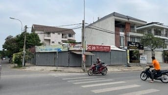 Cần tiền bán gấp đất 2 mặt tiền,Đường 30m, khu Bình Hưng Hoà B,