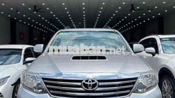 Toyota Fortuner 2014 máy dầu