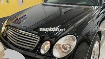 Mercedes  E240 - 128 triệu
