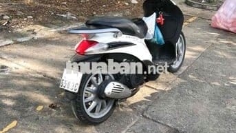 bán nhanh chiếc xe mới tinh 99% kg có cái thu 2