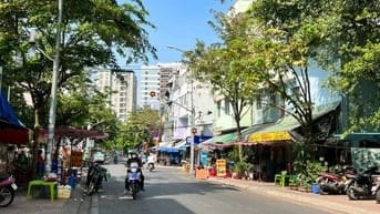 HOT! Bán nhà 3 tầng sát mặt tiền Phan Văn Hân giá dưới <100tr/m2
