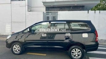 Toyota Innova 2007 G - 150000 km