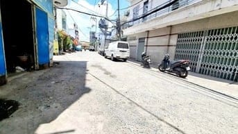 QUẬN 8 GIÁP Q6, Q5 HẺM Ô TÔ 7M DT 68M2 (4*17), NHÀ MỚI Ở NGAY. KO QH