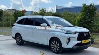 Toyota Veloz Cross 2022 CVT Chỉ Từ 190Triệu