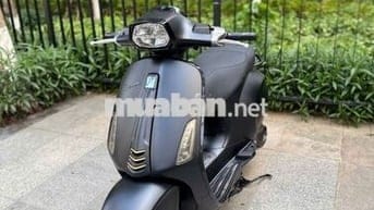 Vespa 2018 biển Hà Nội phố
