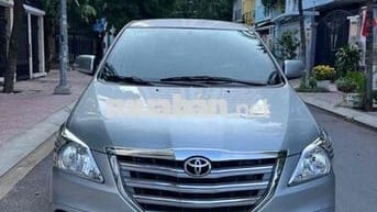 Toyota Innova 2016 2.0G - 123000 km