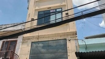 Nhà mặt tiền 4,5 x 13 đúc 1 lững 2 lầu sân thượng thống nhất phường 15