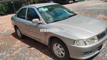 Mitsubishi Lancer 2003 1.6 MT - 123000 km