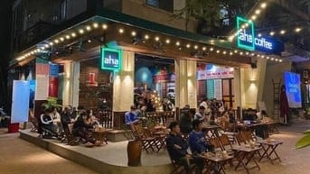 CẦN NHƯỢNG QUÁN CAFE LÔ GÓC MẶT TIỀN 15M- SẴN LƯỢNG KHÁCH QUEN