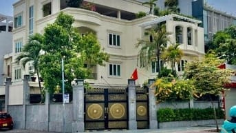 BIỆT THỰ GÓC 2MT ... Lữ Gia, Q.11 - 424m2 (17 x 22) - 3 Tầng Sân Vườn 