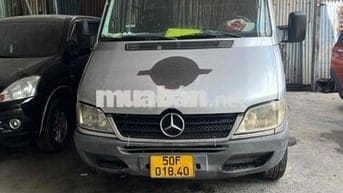 Mercedes  6 cho van  2012 - không cam giờ