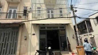 Nhà đẹp ngay ủy ban phường Thạnh Xuân, Q12, đầu tư sinh lời cao