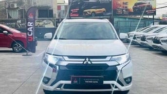 Mitsubishi Outlander 2023 2.0 CVT - 7000 km