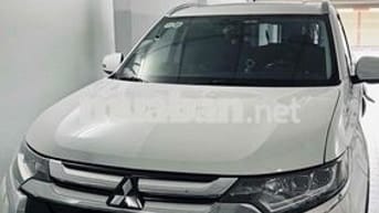 Mitsubishi Outlander 2019 2.0 CVT Premium -