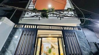 Thu nhập 15tr/tháng-Nhà Hòa Hưng Quận 10 60m2 chỉ 1tỷ880 sổ hồng riêng