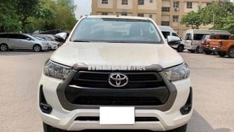Toyota Hilux 2.4E 4x2 sx 2021 màu trắng siêu đẹp