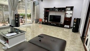 Mình có nhà Biệt Thự gần Vinsmart city cho thuê
