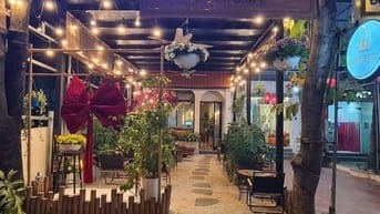 Cho thuê nhà mặt phố Lê Trọng  Tấn, La Khê, Hà Đông. Diện tích 90m2