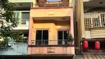 Nhà cho thuê 32 Đỗ Thị Lời cách mặt tiền CMT8 20m. DT: 4 x 20m, 2 lầu
