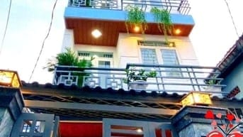 Chủ bán nhà trả nợ. Lạc long quân Q11 42m2/2ty460. Sổ sẵn hẻm 5m