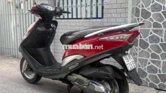 Victoria đĩa bay đẹp, máy êm thì thầm bao vọt