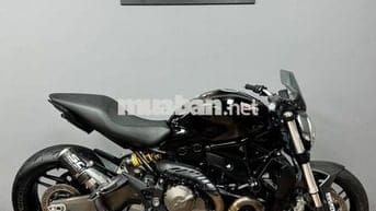 Cần bán Monster 821 2015 odo cọp xe rất đẹp