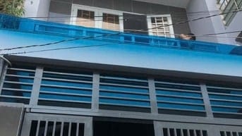 Gần Cầu Tân Thuận, 04 Tầng, DT 4x13m. Giá 5,6 Tỷ.