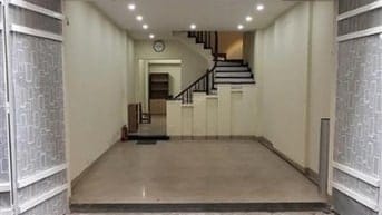 Cho thuê nhà mới tinh Cầu Giấy: 50m2, 5 tầng, 15tr