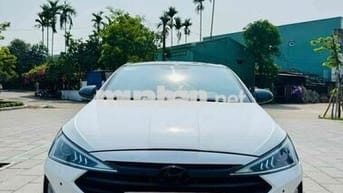 Cần Bán Hyundai Elantra 2019 1.6MT - 80000 km